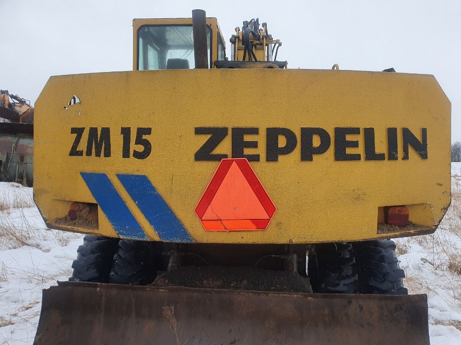 koparka zeppelin zm 15 silnik deutz bf4l 913 pompa siłownik skrzynia