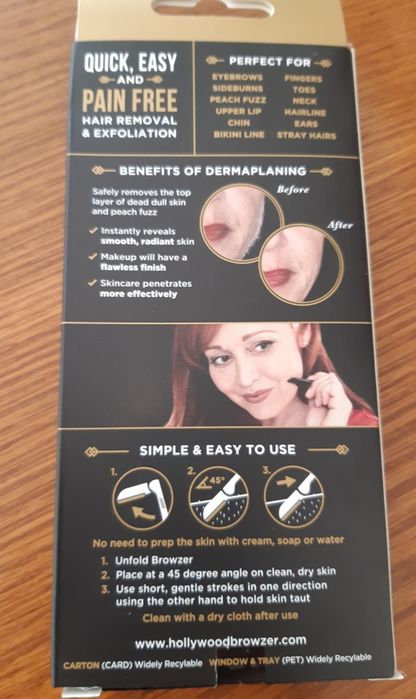 delineador de sobrancelhas novo