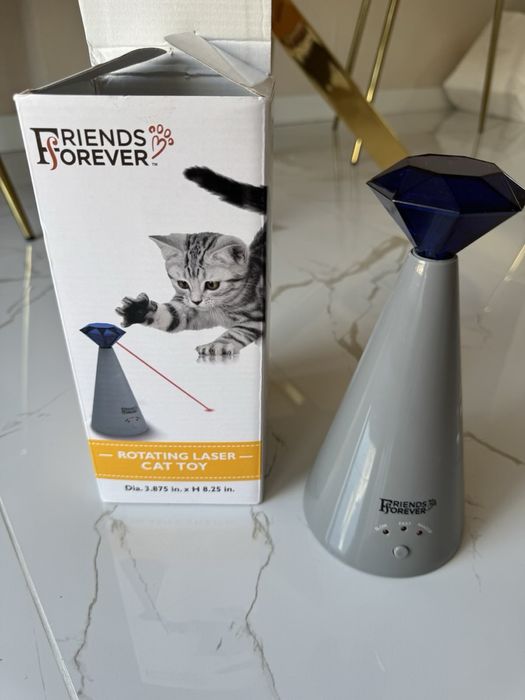 Переноска для кота,собаки / Игрушка с лазерным лучом