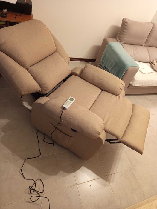 Vendo Poltrona Nova
