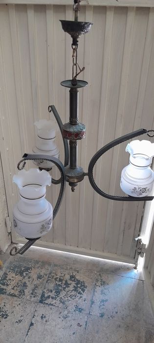 Candeeiro antigo de teto