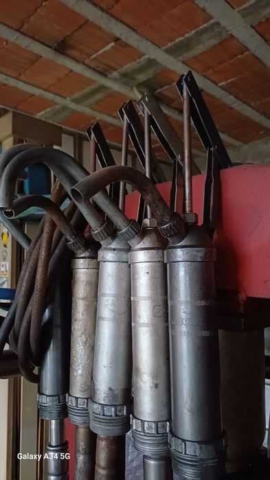 Bombas manuais para bidao para oleo ou outros fluidos