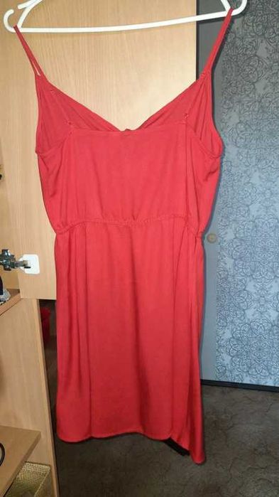 Czerwona letnia sukienka H&M r. 36