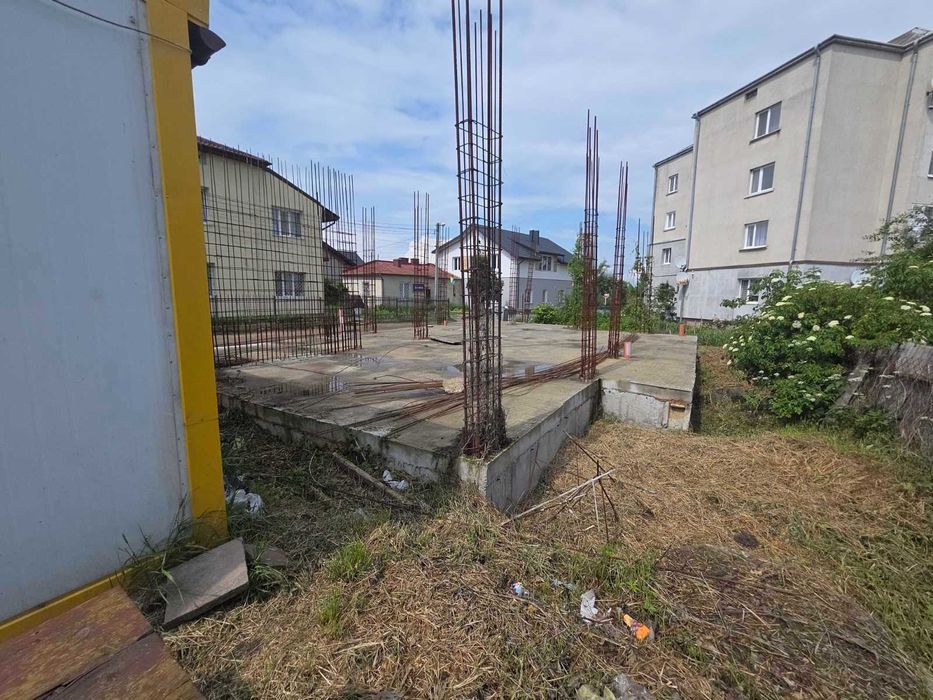 Нежитлове приміщення навпроти Поліклініки, м. Кам'янка-Бузька