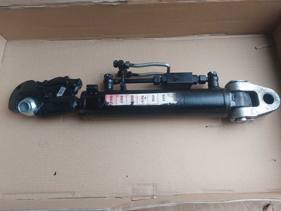 Łącznik hydrauliczny kat.2/2 546mm+230 4,3/6,3t