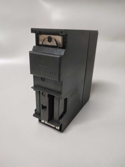 Siemens Simatic ET 200M 153-2AA02-0XB0 Interface Module