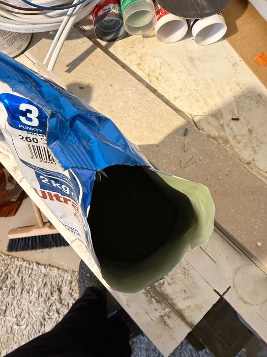 Fuga zielona oliwka pół opakowania.