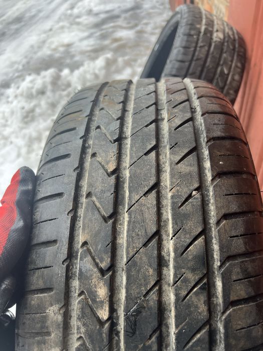 Літня Резина 235/30 R22, практично нова, Комплект!