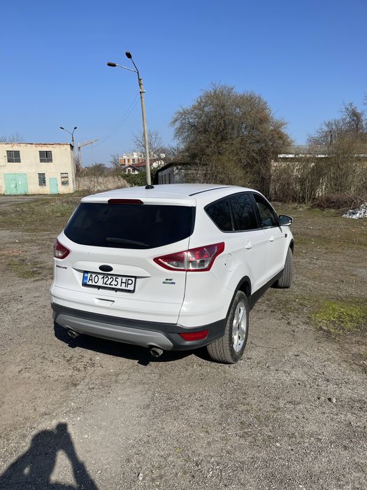Ford escape 2014р,