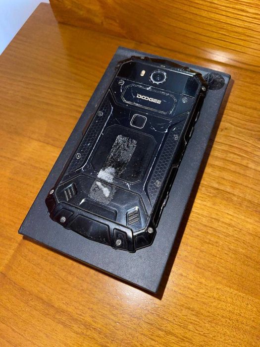 Telemóvel P/ Peças DOOGEE S60