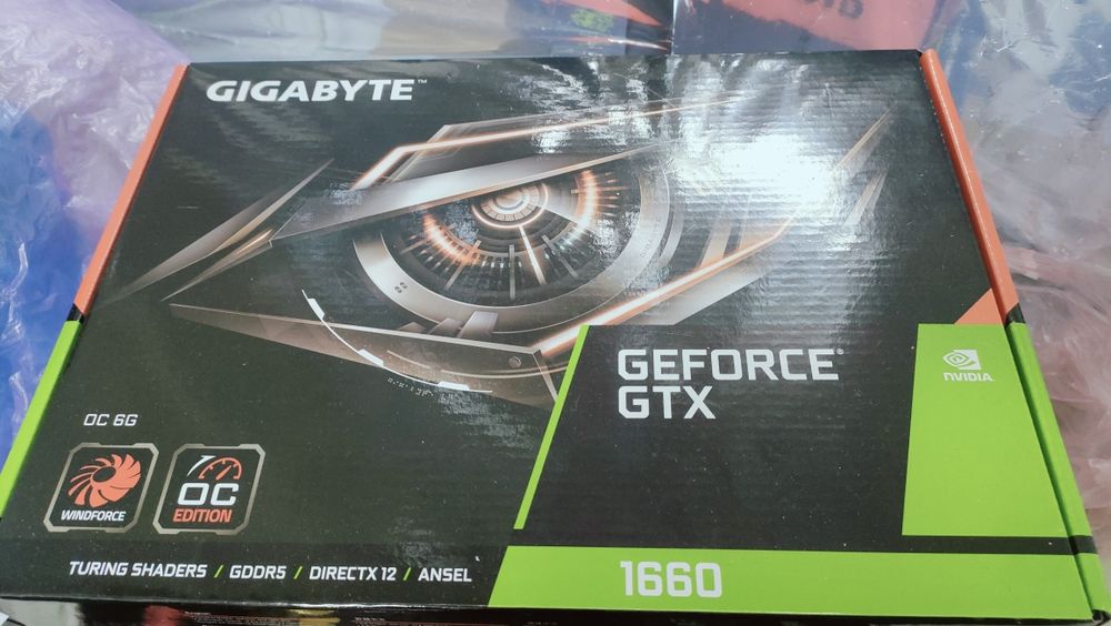 Коробки від відеокарт