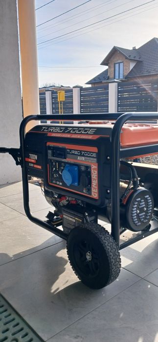Генератор  Genergy Turbo 7000E