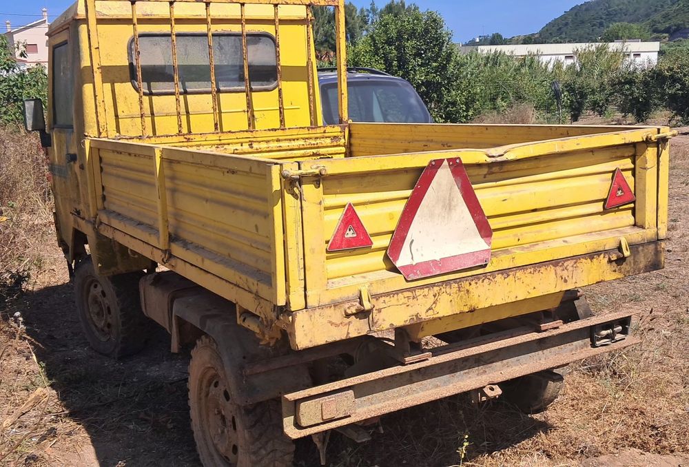 Tratocarro ou motoagricola 4x4 usada