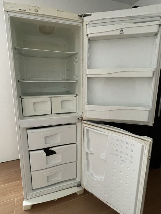 Frigorífico Indesit