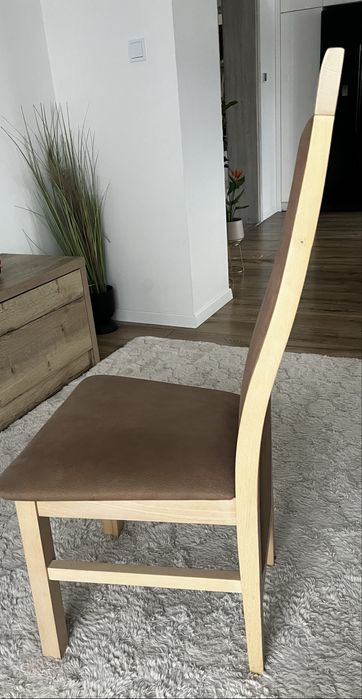 Drewniane krzesla - 6 sztuk