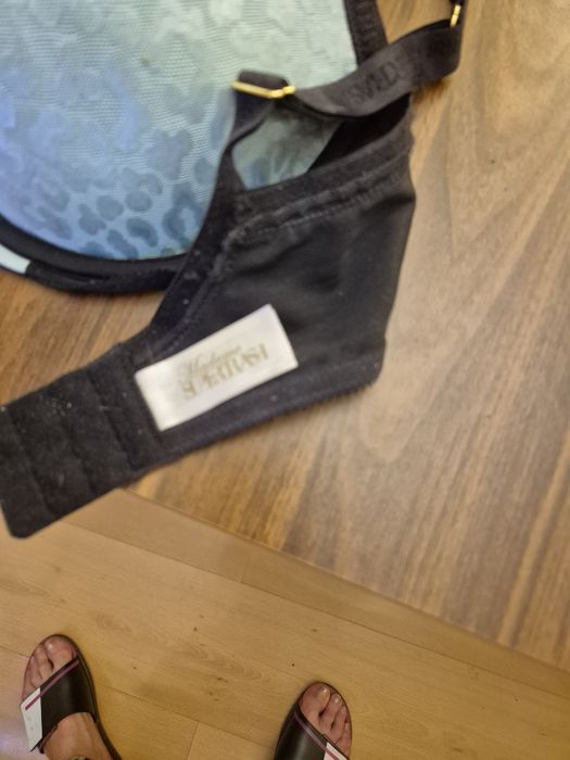 Biustonosz supertrash nowy 70E