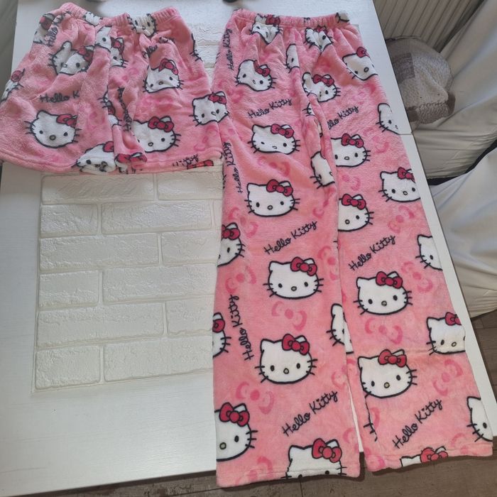 Słodki komplet hello Kitty