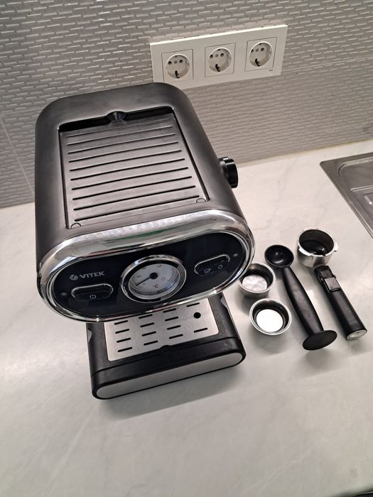 Кавоварка VITEK VT-1525 VK кофеварка кофемашина