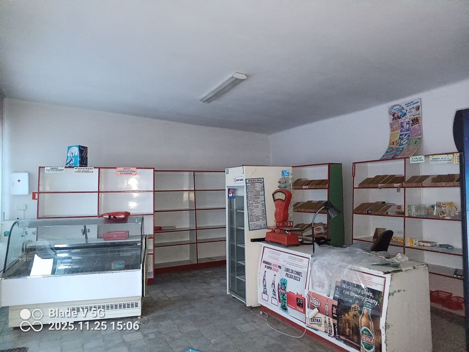 Działka z budynkiem pod zamieszkanie