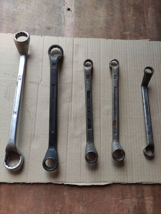 Ключи гаечные, слесарный инструмент