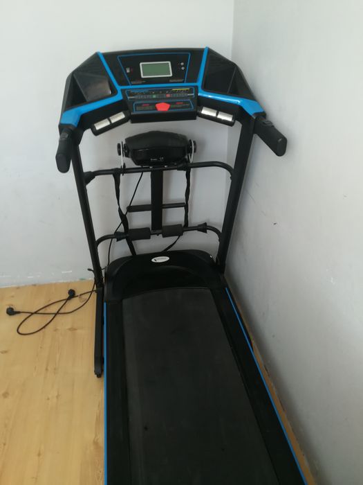 Bieżnia z funkcją masażu/PISZ PRIV