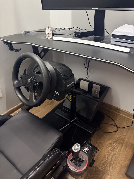 Sprzedam zestaw do simracingu