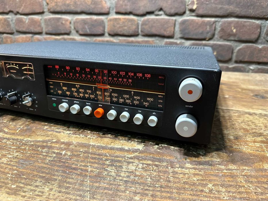 Amplituner Braun CEV 510