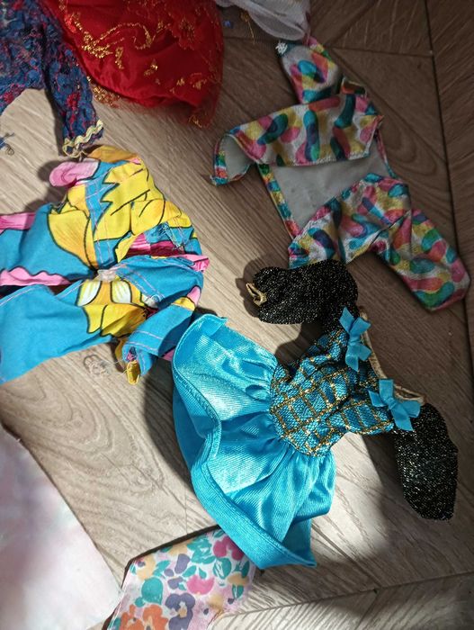 Zestaw ubrań dla lalki Barbie ciuszki ubranka