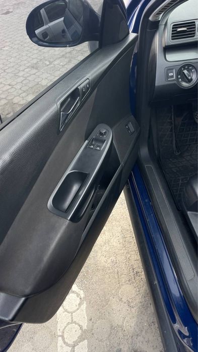 Продам Фольцваген пасат б6