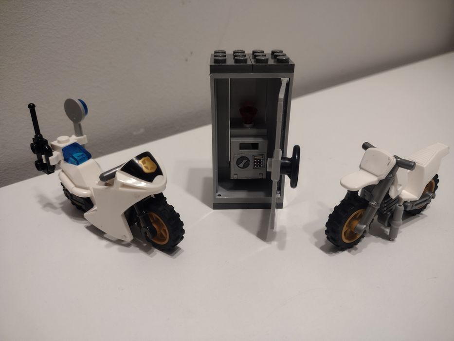 LEGO 60137 City - Tow Truck Trouble #3