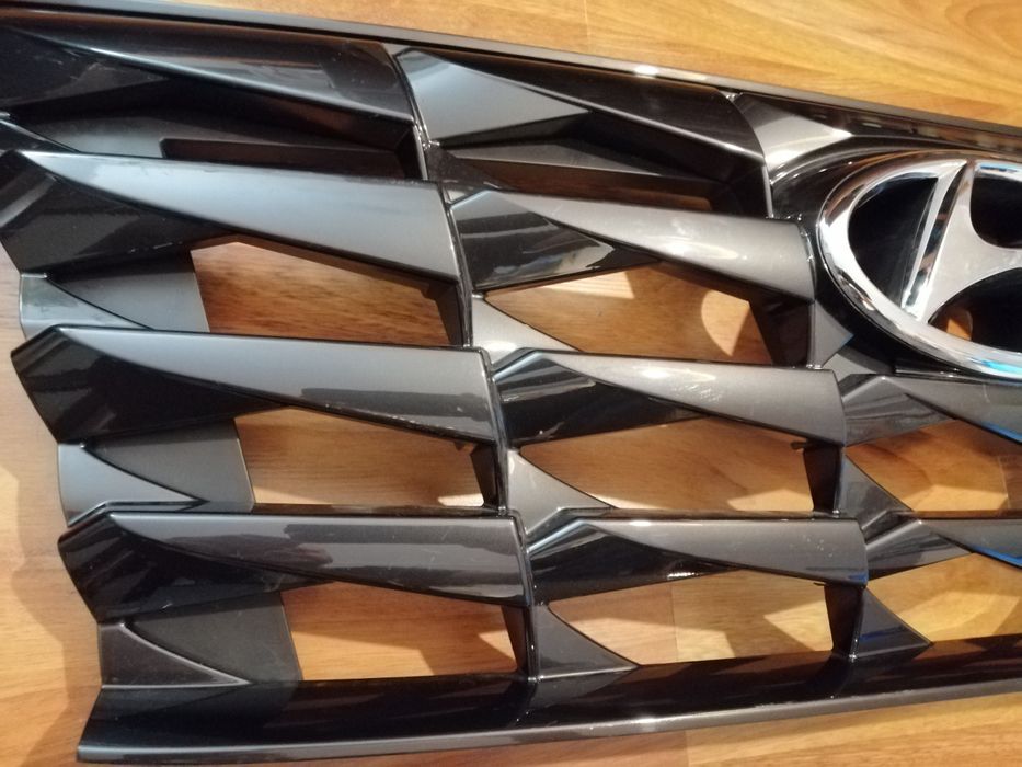 Hyundai Tucson  podłużnica  zderzak lampa gril
