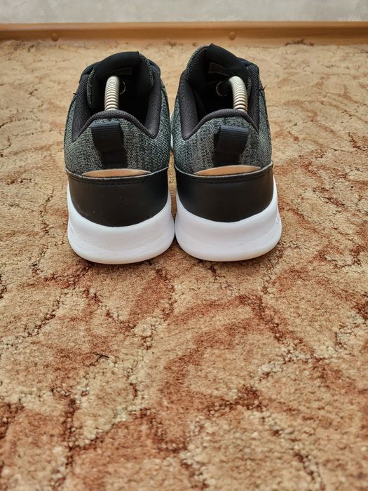 Оригинальные женские кроссовки Adidas QT Racer