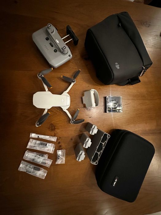 DJI MINI 2 - COMBO ( Muitos acessórios )