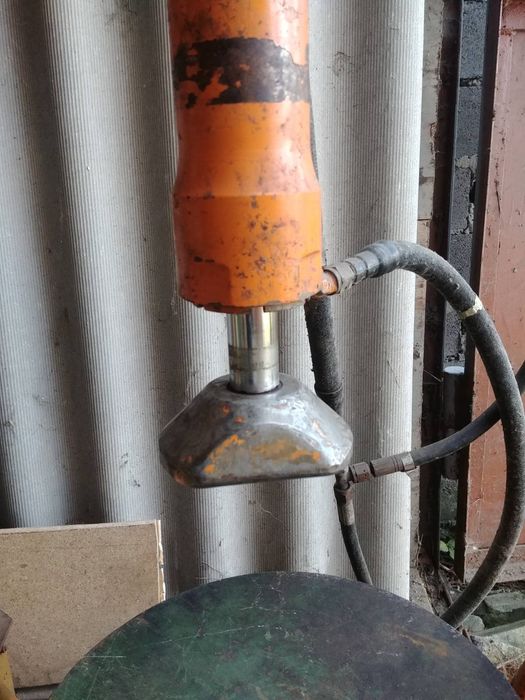 Прес гідравлічний ручний.