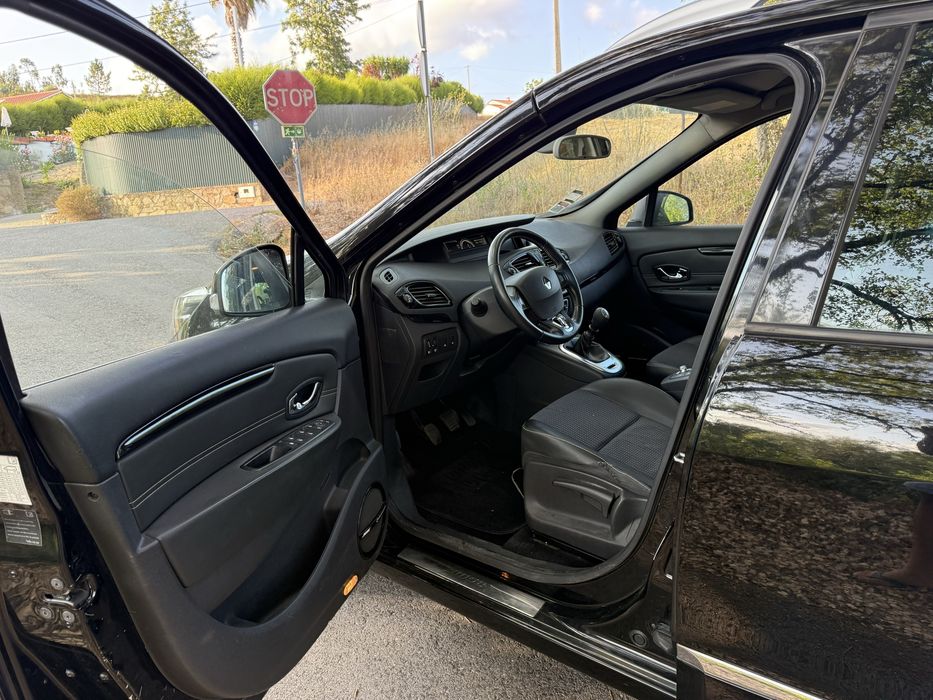 Renault Grand Scénic 1.5 dCi Bose Edition (7 Lugares)