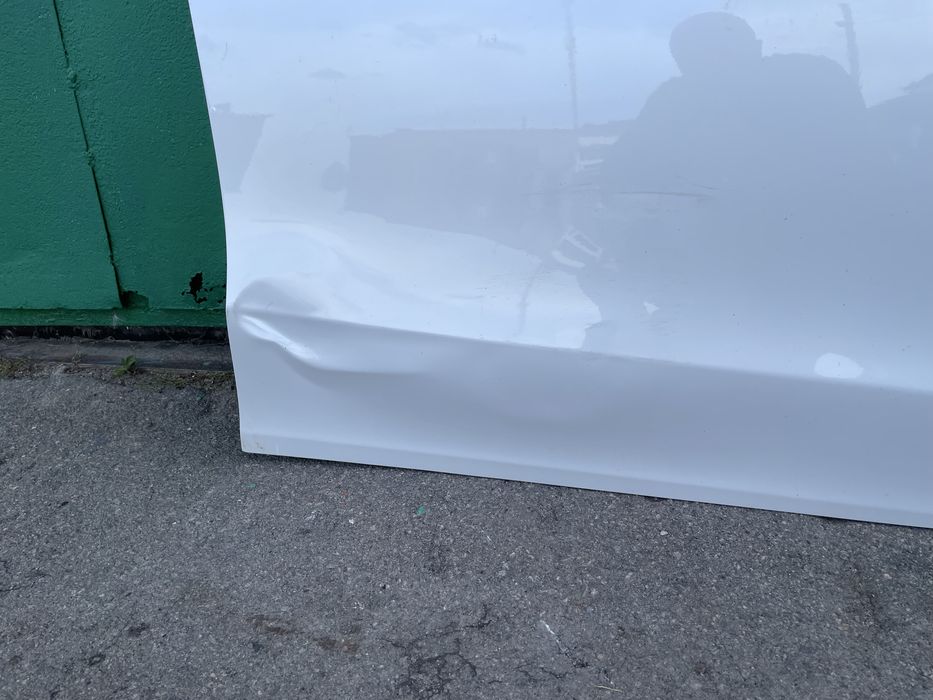 Двері праві передні тесла tesla Y my вай