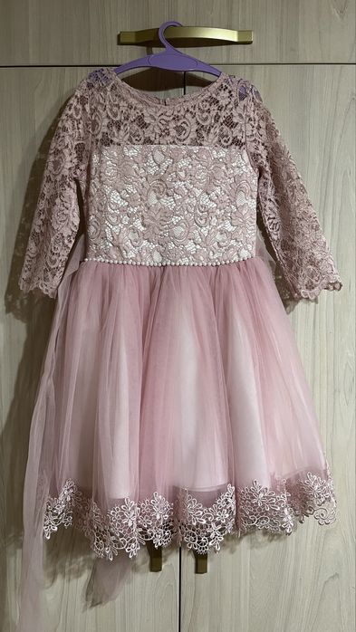 Продам платье !!