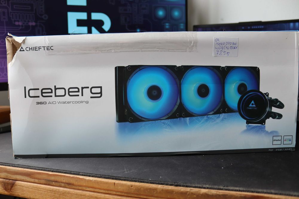 Chłodzenie wodne Chieftec Iceberg 360 RGB (7855)