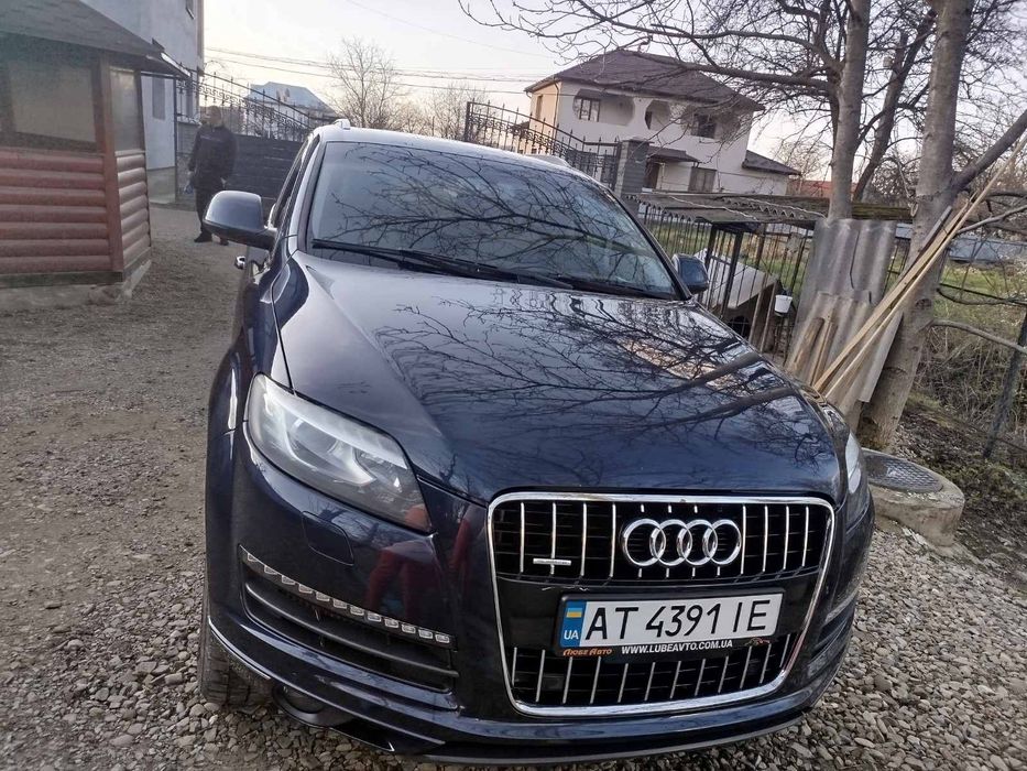 Продаж авто авді Q7