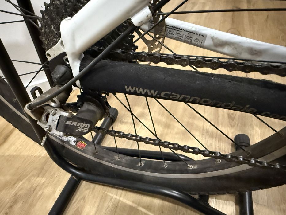 Bicicleta dirt cannondale tamanho s