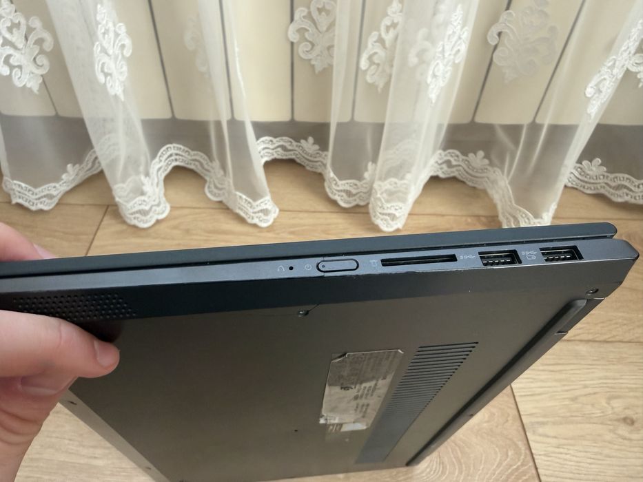 Ноутбук Lenovo IdeaPad C340-14IML(i5-10210u 8x1.6GHz, 4gb, SSD 128gb