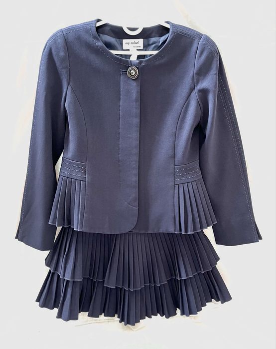 Комплект шкільної форми: піджак та юбка для 8-9 років