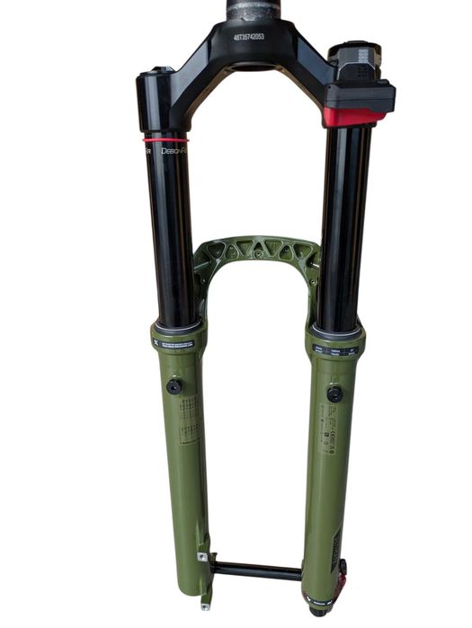 Rock Shox Lyrik Ultimate Charger Flight Attendant AXS 29'' nowy (2075)