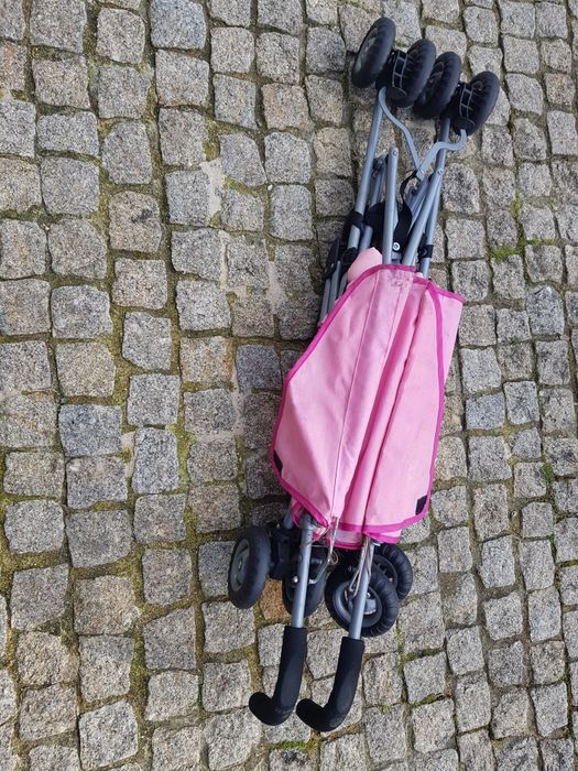 Carrinho bebé - menina