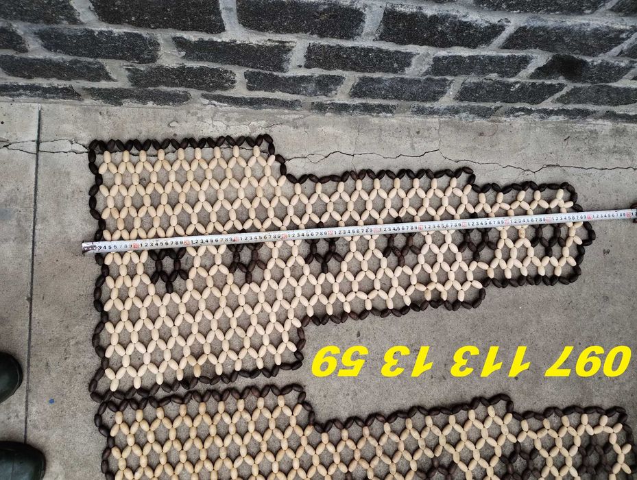 Дерев'яні чохли на сидіння. Автомасажер