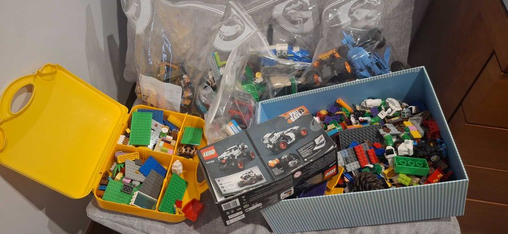 Grande quantidade Legos variados