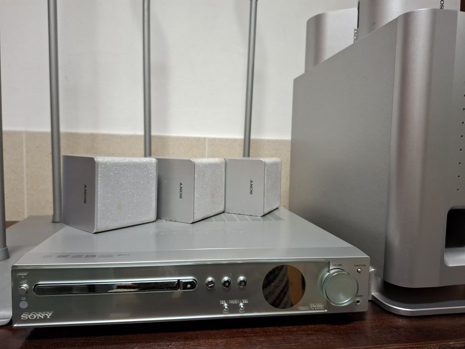 Leitor DVD Sony DAV-SA30 5.1 canais