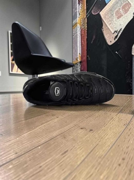 (БЕЗ ПЕРЕДОПЛАТИ) 36 - 40 Nike Air Max Plus Triple Найк Аир Макс ТН