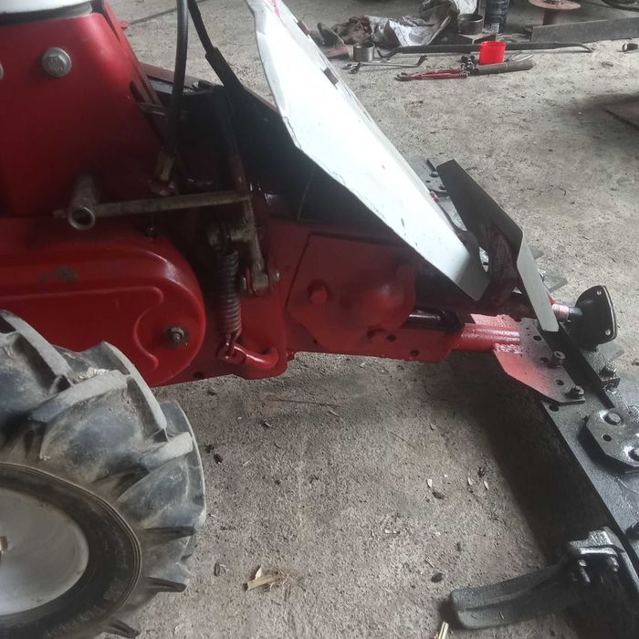 Сінокосилка самохідна кавасакі