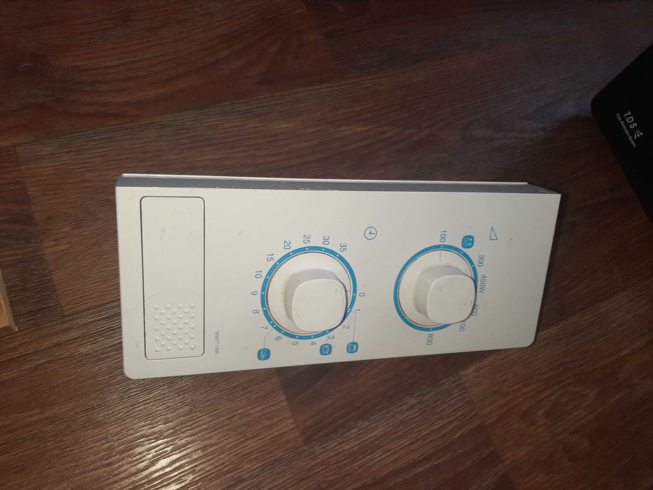 Микроволновая печь на запчасти